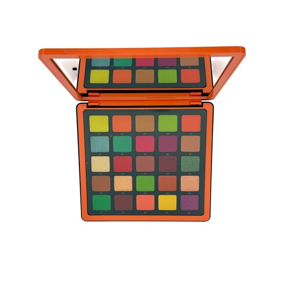 NIB Anastasia Beverly Hills Norvina Vol 3 PR Box Set Eyeshadow Palette & Primer - Picture 5 of 15